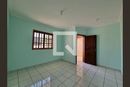 Casa à venda com 3 quartos, 200m² em Paquetá, Belo Horizonte