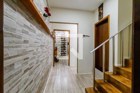 Corredor de casa à venda com 3 quartos, 315m² em Vila Gumercindo, São Paulo