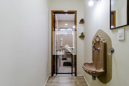 Lavabo de casa à venda com 3 quartos, 315m² em Vila Gumercindo, São Paulo