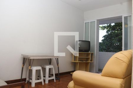 Sala de apartamento para alugar com 1 quarto, 60m² em Centro, São Vicente