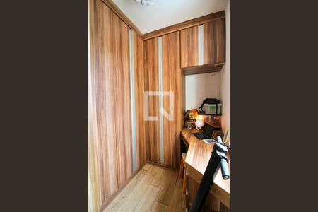 Closet de apartamento à venda com 2 quartos, 60m² em Vila Santa Teresa, Santo André