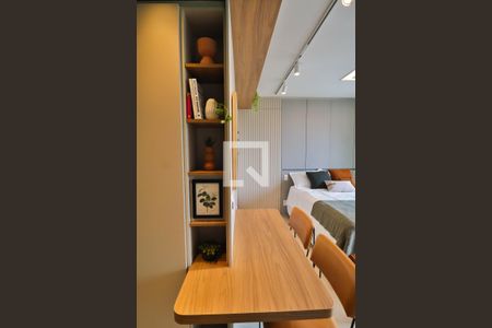 Detalhe Sala/Quarto de apartamento à venda com 1 quarto, 30m² em Pinheiros, São Paulo