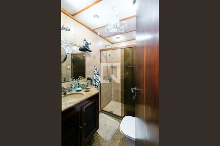 Apartamento à venda com 57m², 2 quartos e 1 vaga Apartamento à venda com 57m², 2 quartos e 1 vagaBanheiro