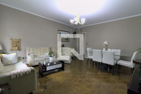 Sala de casa à venda com 4 quartos, 200m² em Vila Anglo Brasileira, São Paulo