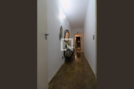 Corredor de casa à venda com 4 quartos, 200m² em Vila Anglo Brasileira, São Paulo