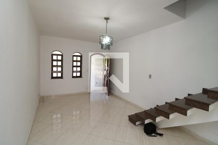 Sala de casa para alugar com 2 quartos, 125m² em Jardim Vila Formosa, São Paulo