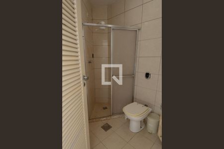 Banheiro de apartamento para alugar com 1 quarto, 42m² em Copacabana, Rio de Janeiro