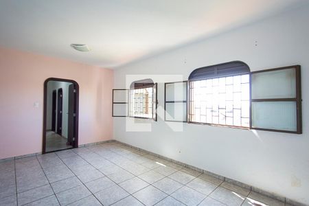 Sala de apartamento para alugar com 3 quartos, 104m² em Brasil, Uberlândia