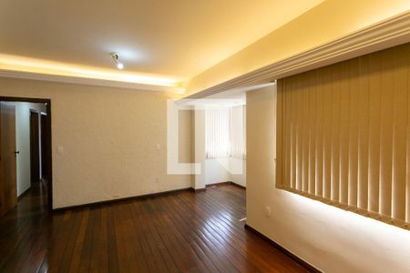 Sala de apartamento para alugar com 3 quartos, 90m² em Sion, Belo Horizonte