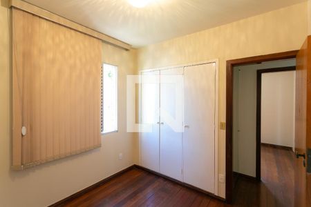 Quarto 2 de apartamento para alugar com 3 quartos, 90m² em Sion, Belo Horizonte