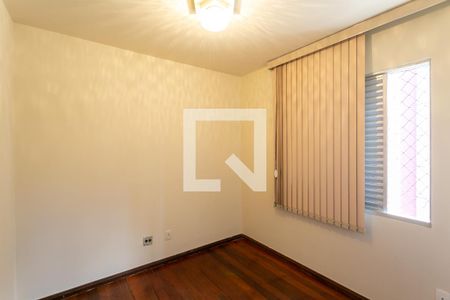 Quarto 2 de apartamento para alugar com 3 quartos, 90m² em Sion, Belo Horizonte