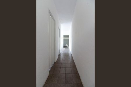 Corredor de casa para alugar com 1 quarto, 60m² em Jardim Planalto, São Paulo