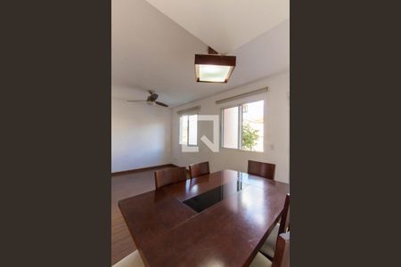 Sala de casa para alugar com 3 quartos, 82m² em Chácara Ondas Verdes, Cotia