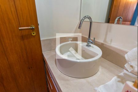 Apartamento à venda com 157m², 3 quartos e 2 vagas Apartamento à venda com 157m², 3 quartos e 2 vagasPia