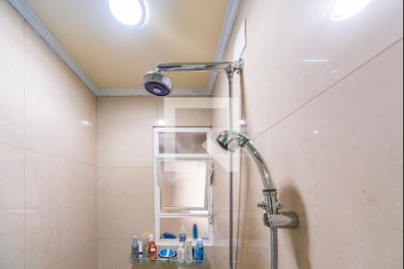 Apartamento à venda com 157m², 3 quartos e 2 vagas Apartamento à venda com 157m², 3 quartos e 2 vagasChuveiro