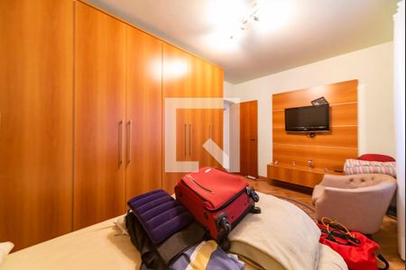 Apartamento à venda com 157m², 3 quartos e 2 vagas Apartamento à venda com 157m², 3 quartos e 2 vagasQuarto 1