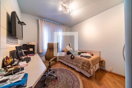 Apartamento à venda com 157m², 3 quartos e 2 vagas Apartamento à venda com 157m², 3 quartos e 2 vagasQuarto 2