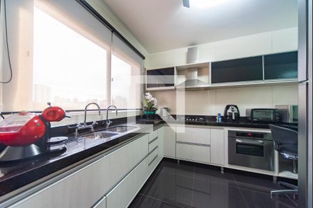 Apartamento à venda com 157m², 3 quartos e 2 vagas Apartamento à venda com 157m², 3 quartos e 2 vagasCozinha