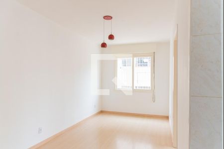 Sala de apartamento à venda com 1 quarto, 39m² em Rubem Berta, Porto Alegre