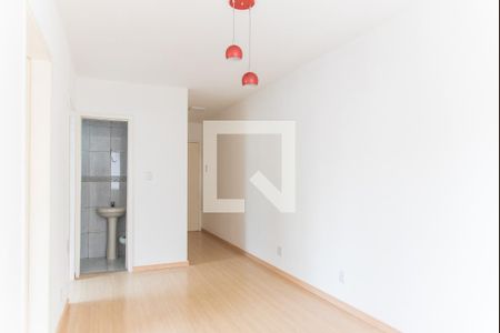 Sala de apartamento à venda com 1 quarto, 39m² em Rubem Berta, Porto Alegre