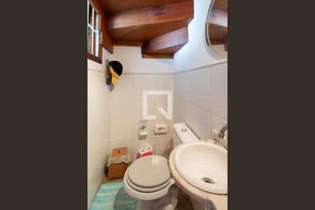 Lavabo de casa à venda com 3 quartos, 154m² em Guarujá, Porto Alegre