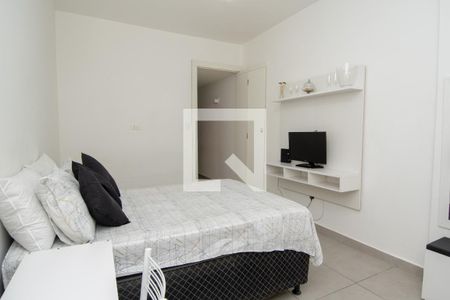 Sala / Quarto de apartamento para alugar com 1 quarto, 33m² em Copacabana, Rio de Janeiro