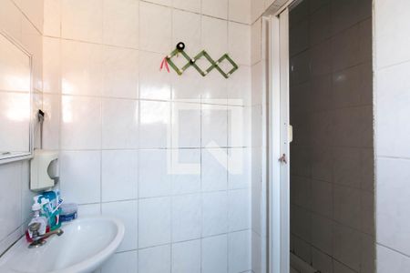 Casa à venda com 72m², 4 quartos e 1 vaga Casa à venda com 72m², 4 quartos e 1 vagaBanheiro 1