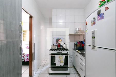 Casa à venda com 72m², 4 quartos e 1 vaga Casa à venda com 72m², 4 quartos e 1 vagaCozinha