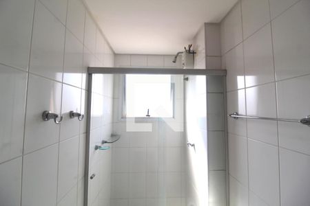 Banheiro 1 suite de apartamento para alugar com 2 quartos, 64m² em Barcelona, São Caetano do Sul