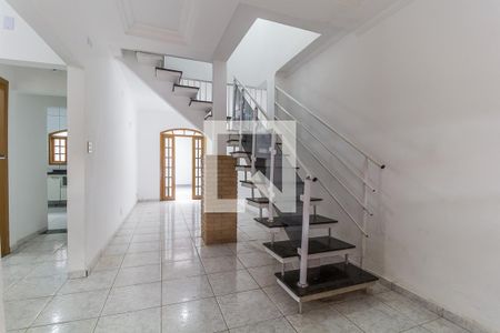 Sala de casa para alugar com 4 quartos, 190m² em Conjunto Residencial Nova Bertioga, Mogi das Cruzes