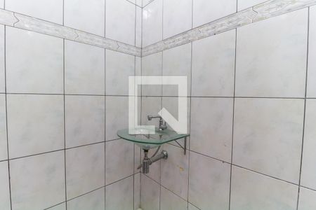 Lavabo de casa para alugar com 4 quartos, 190m² em Conjunto Residencial Nova Bertioga, Mogi das Cruzes