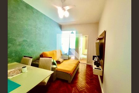 Sala de apartamento à venda com 2 quartos, 65m² em Copacabana, Rio de Janeiro