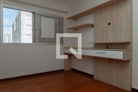 Quarto 1 de apartamento para alugar com 3 quartos, 174m² em Martins, Uberlândia
