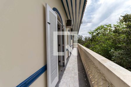 Casa à venda com 1300m², 4 quartos e 4 vagas Casa à venda com 1300m², 4 quartos e 4 vagasVaranda Suite 1