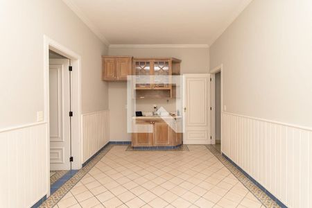 Casa à venda com 1300m², 4 quartos e 4 vagas Casa à venda com 1300m², 4 quartos e 4 vagasCozinha