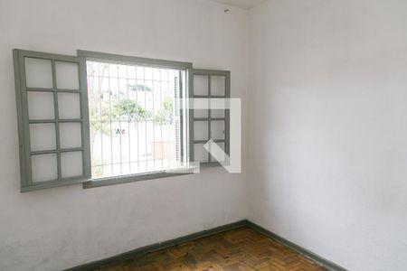 Quarto 1   de casa à venda com 3 quartos, 60m² em Vila Nivi, São Paulo