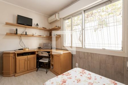 Quarto 1 de casa à venda com 3 quartos, 188m² em Jardim Itu Sabará, Porto Alegre