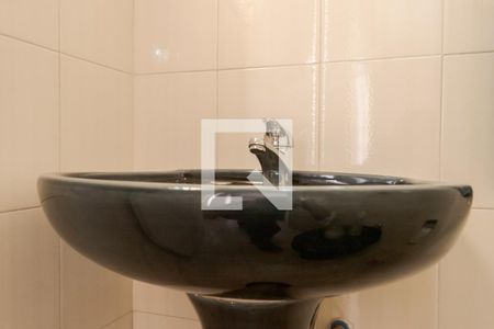 Lavabo de casa à venda com 3 quartos, 188m² em Jardim Itu Sabará, Porto Alegre