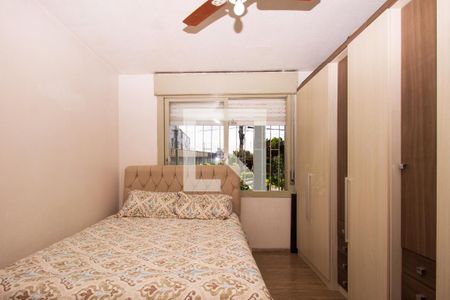 Quarto 1 de apartamento à venda com 3 quartos, 77m² em Camaquã, Porto Alegre