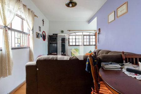 Sala de Estar de casa à venda com 5 quartos, 180m² em Vila Pereira Cerca, São Paulo