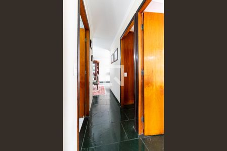 Corredor de apartamento à venda com 3 quartos, 78m² em Vila Campestre, São Paulo