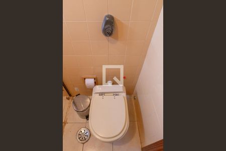 Banheiro da Suíte de apartamento à venda com 3 quartos, 94m² em Vila Ipojuca, São Paulo