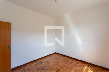 Quarto 1 de casa para alugar com 3 quartos, 90m² em Aparecida, Belo Horizonte