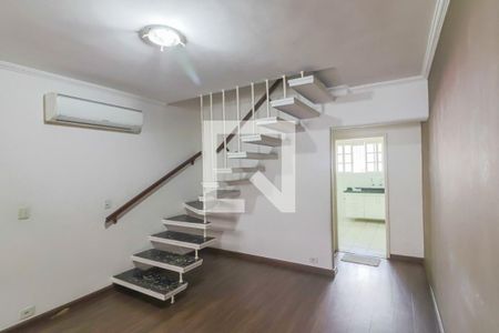 Sala de casa à venda com 3 quartos, 120m² em Butantã, São Paulo