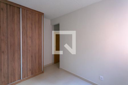 Quarto 1 de apartamento para alugar com 3 quartos, 85m² em Palmeiras, Belo Horizonte