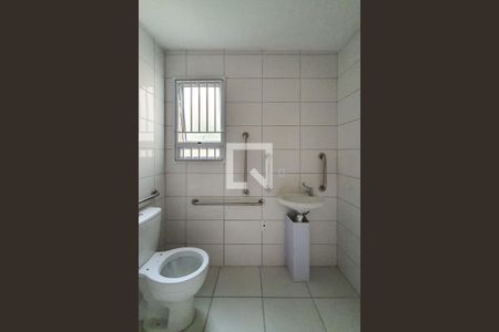 Banheiro de apartamento para alugar com 1 quarto, 45m² em Jardim São Savério, São Paulo