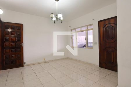 Sala de casa para alugar com 4 quartos, 250m² em Vila Ema, São Paulo