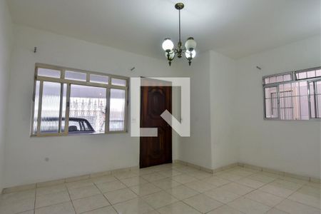 Sala de casa para alugar com 4 quartos, 250m² em Vila Ema, São Paulo