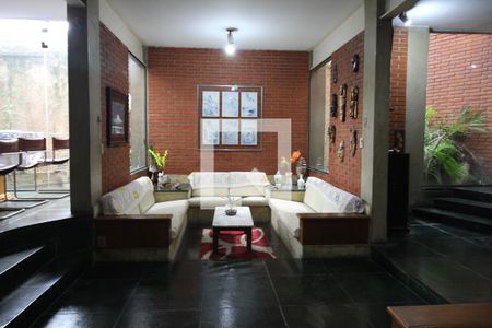 Sala 3 de casa à venda com 7 quartos, 500m² em Cambuci, São Paulo