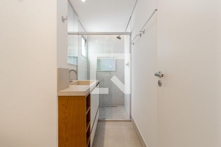 Banheiro Suíte  de apartamento para alugar com 2 quartos, 95m² em Vila Olímpia, São Paulo